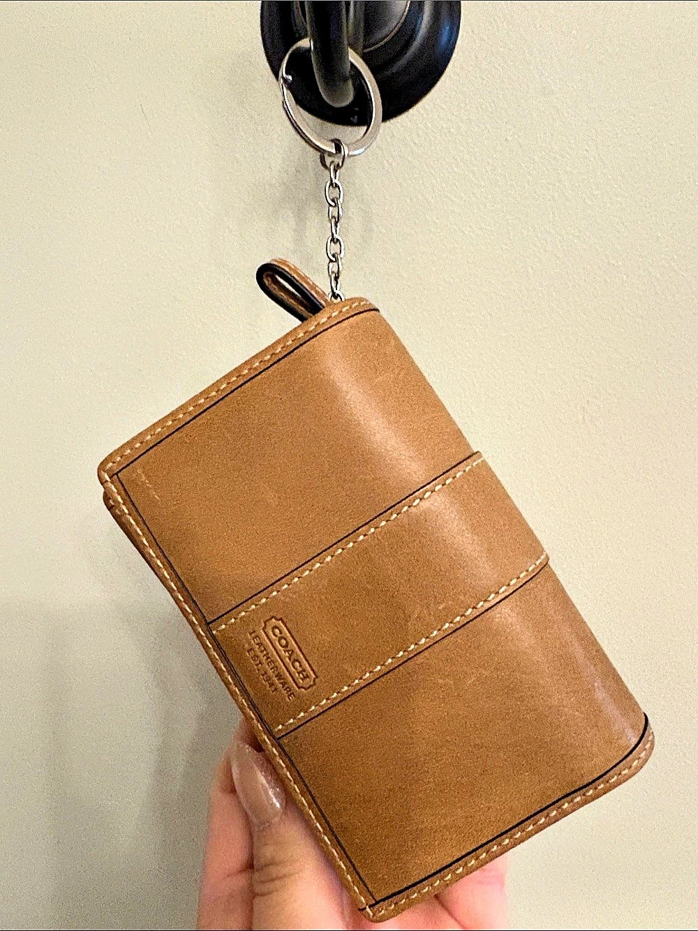 Coach Vintage Multifunction Wallet with Keychain in Brown